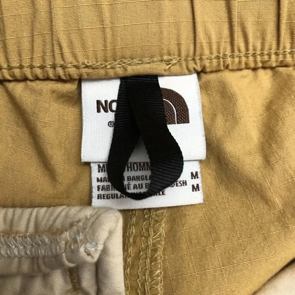 The North Face Men's Khaki Tan Cargo Shorts Medium Safari Hiking Trail A…
